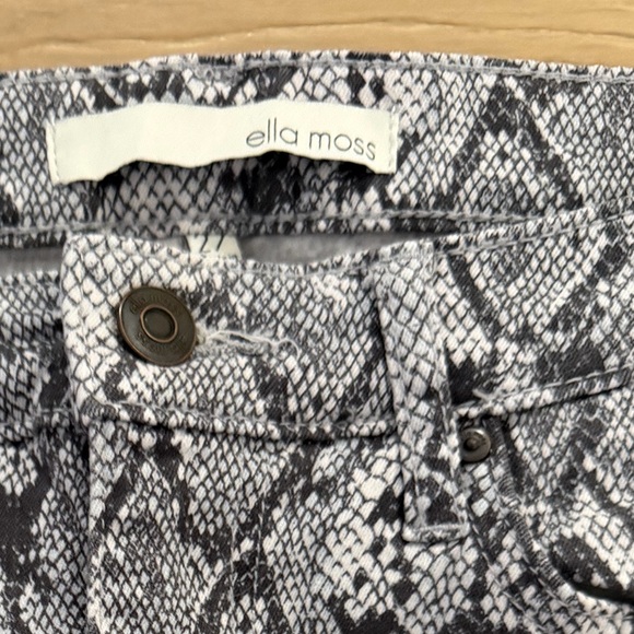 Ella Moss Gray /Black Snake Print women’s pants - Picture 2 of 13